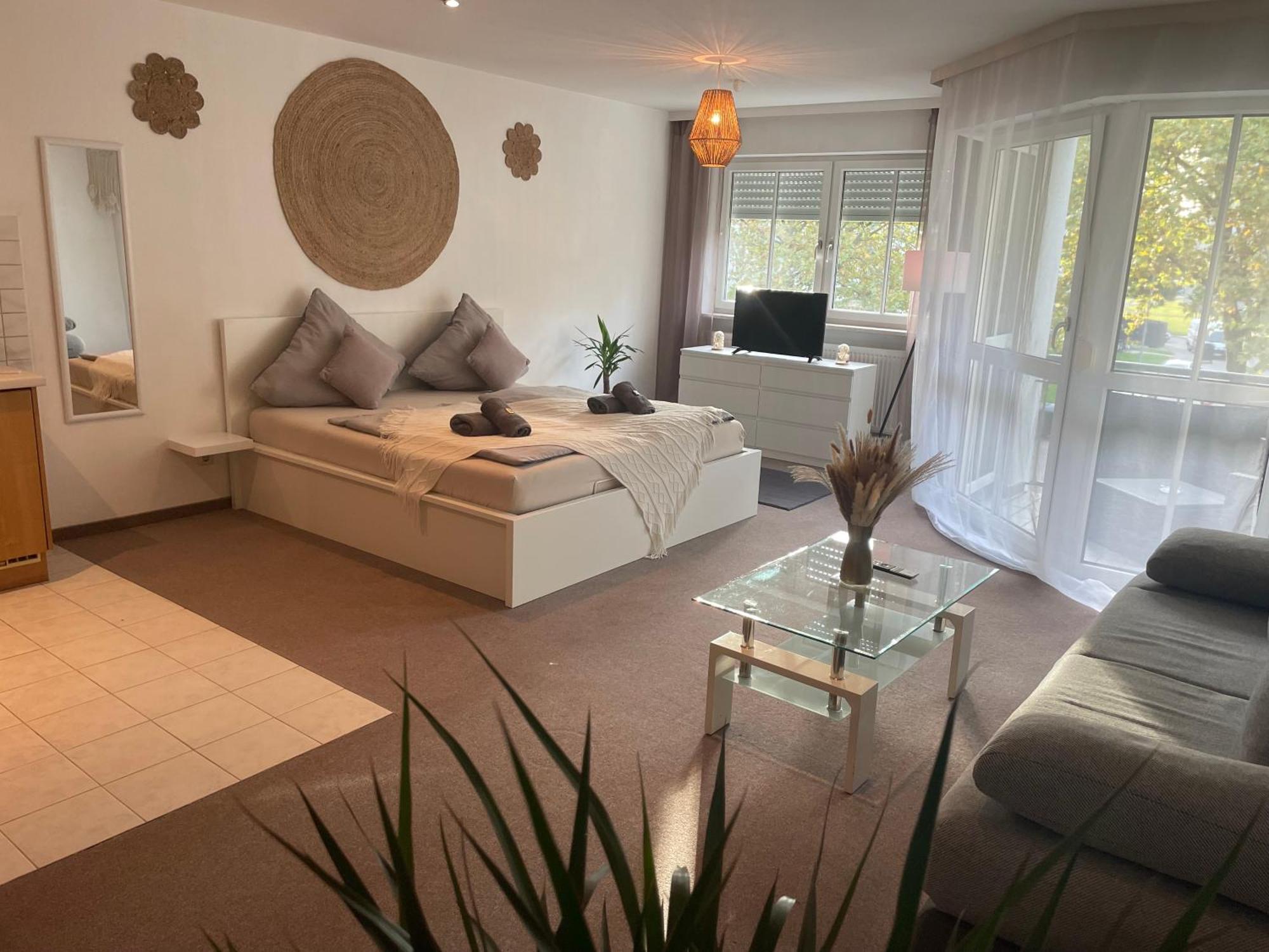 Kingsize Bett Boho Apartment Mit Tiefgarage Naehe Salzburg Freilassing Zewnętrze zdjęcie