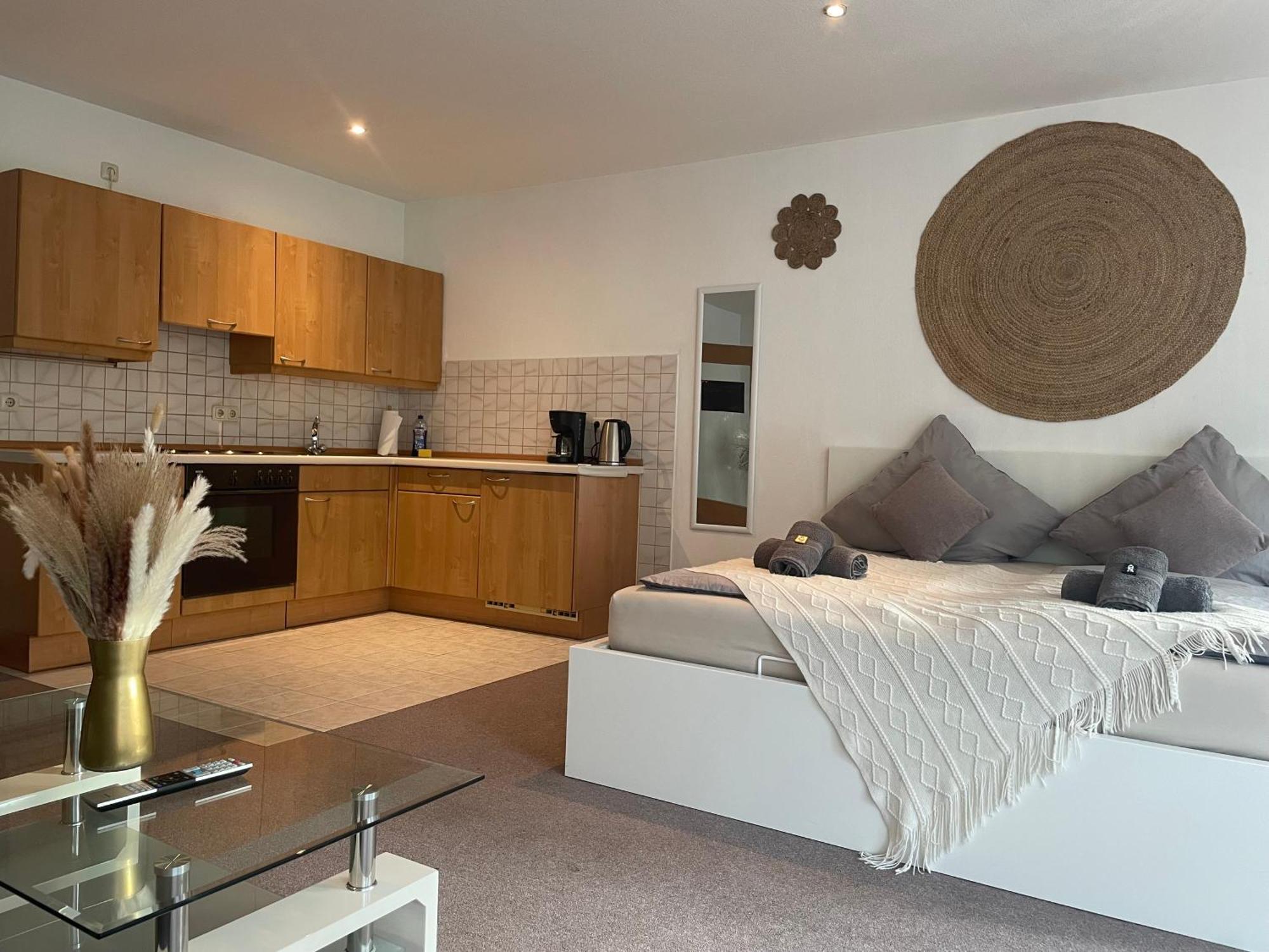 Kingsize Bett Boho Apartment Mit Tiefgarage Naehe Salzburg Freilassing Zewnętrze zdjęcie